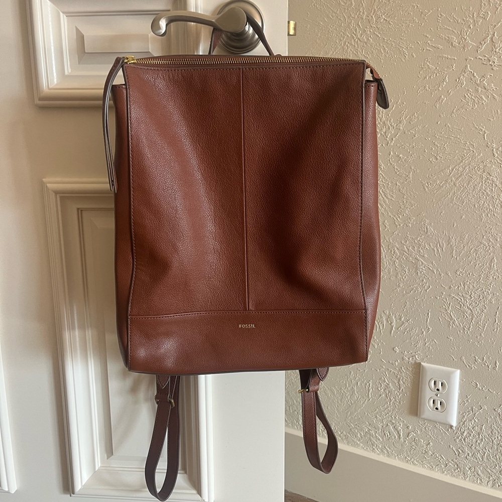 Fossil Brown Leather Backpack - Sleek Everyday Carry